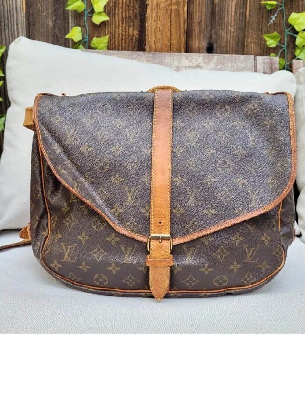 Louis Vuitton Shoulder Bag Saumur 35 Browns Monogram - Picture 2 of 14